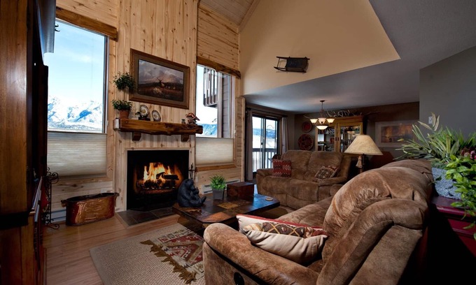 Purgatory Condo | Scenic Retreat with Heated Pool and Spa Amenities