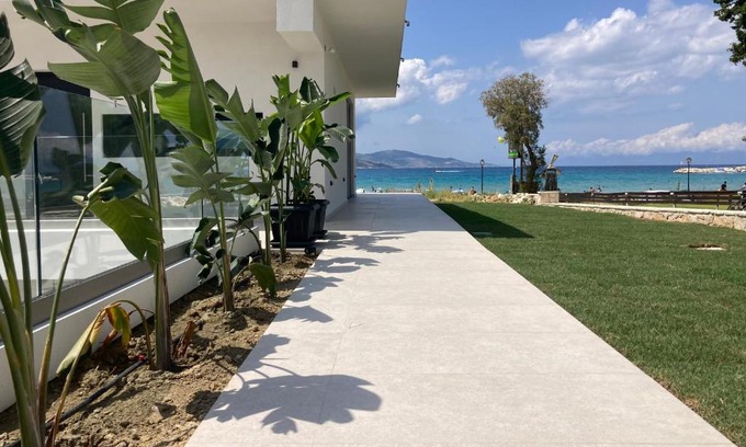 Alikanas Apartment | Unforgettable Ayïa Suites with Oceanfront Views & High Ratings