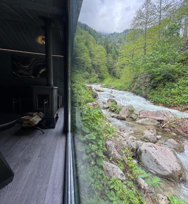 Ayder Ski Chalet | Discover Ayder Dağ Evleri: Family-Friendly with Hot Tub