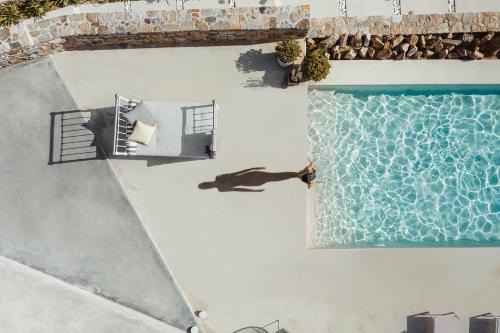 Naxos House | Exclusive Ayiopetra Getaway with Oceanfront Pool & Dining