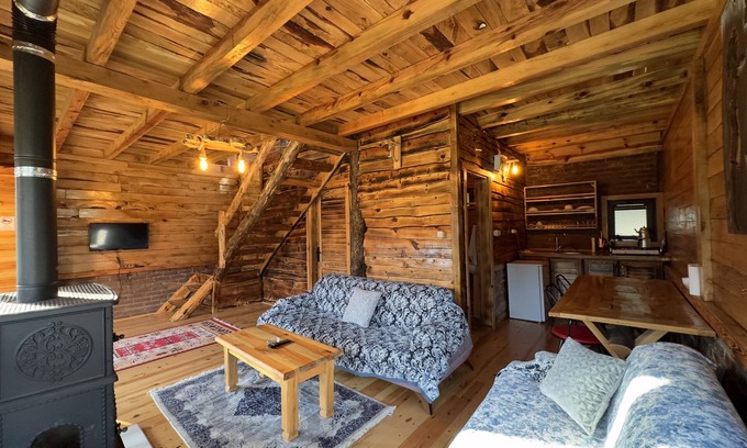 Iznik Hotel | Experience Comfort at Aynştayn Chalet Dağ Evleri
