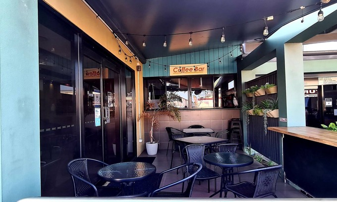 Ayr Hotel | Comfortable Ayr Travellers Motel with Family-Friendly Amenities