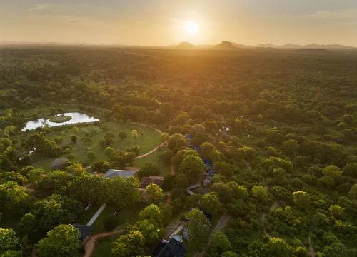 Dambulla Hotel | Ayugiri Ayurveda Wellness Resort Sigiriya