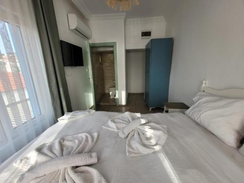 Ayvalik City Center House | Discover Family-Friendly Comfort at Ayvalık La Vita Butik Otel