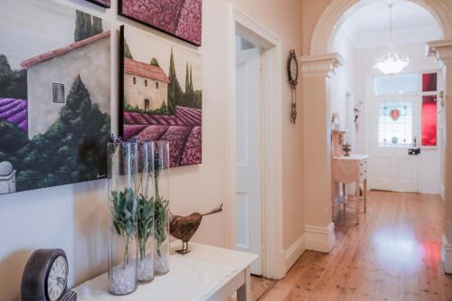 Lyndoch House | Discover Azalea Cedar-Rose Villa in Barossa Valley
