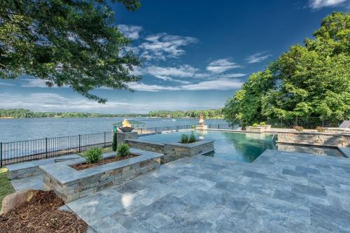 Lake Norman of Catawba House | Premier Azalea Retreat with Pool & Pet-Friendly Amenities