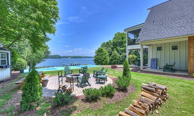 Lake Norman of Catawba House | Experience Azalea Retreat: A Cottage with Private Pool