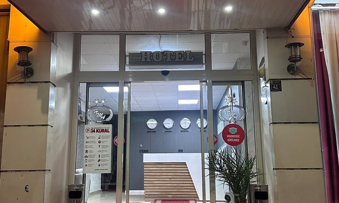 Sur Hotel | Azizoglu Malkoc Hotel: Family-Friendly with Breakfast Included
