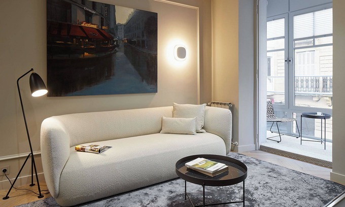 Old Town Apartment | Top-Rated Azoka Suite with Oceanfront Views & Pool Access