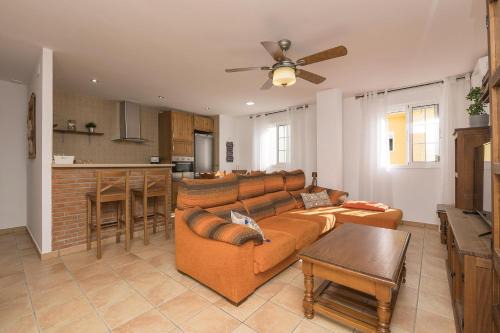 Conil de la Frontera City Center Apartment | Family-Friendly Azorin Hotel: A Unique Stay Awaits You