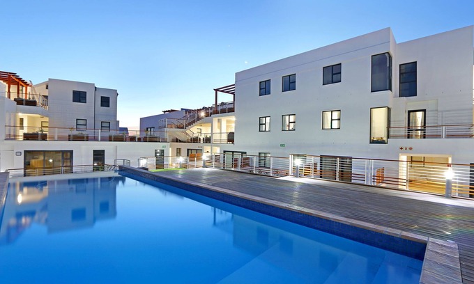 Big Bay Apartment | Cozy Azure 11 Apartment with Ocean Views for Two