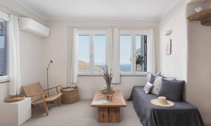 Tinos Town Apartment | Azure 2 by Morfes Luxury Apartments