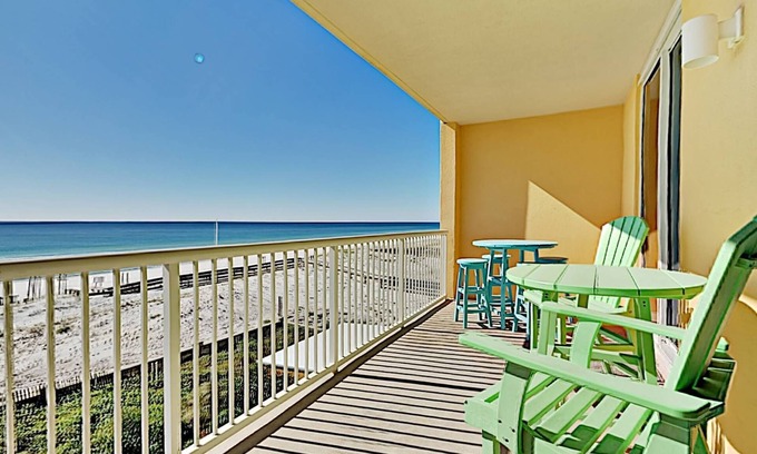 Fort Walton Beach Condo | Azure 317 Gulf Front Condo with Pool and Ocean Views