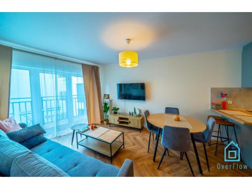 Srodmiescie Apartment | Azure Apartment Seaside & City Center Gdynia