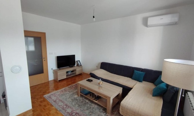 Sarajevo Canton Apartment | Family-Friendly Azure Apartments - Rated 9.8/10 by Guests