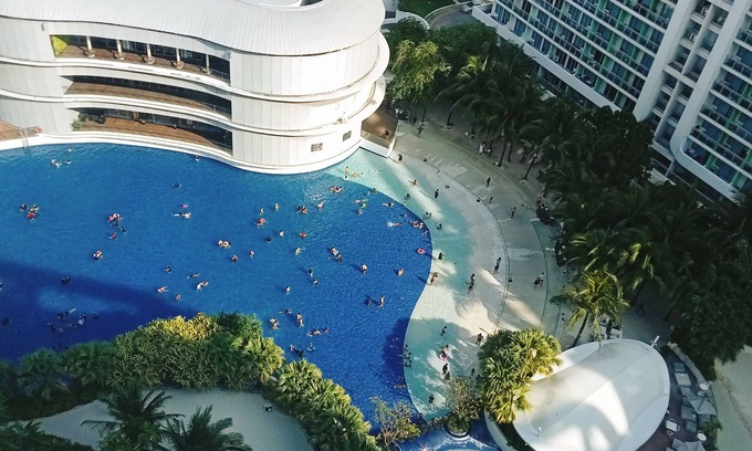 Paranaque Resort | Experience Beachfront Living in the City Center