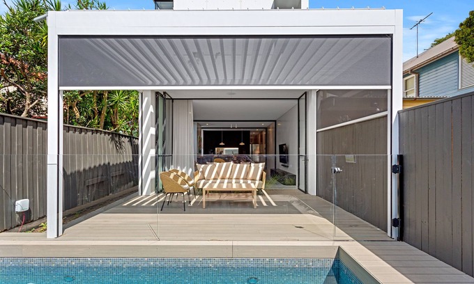 Bondi House | Azure Waves Oasis: A Family-Friendly Retreat Awaits