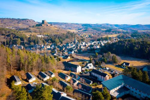 Jassat Resort | Cozy Azureva Murol: Pet-Friendly with Family Amenities