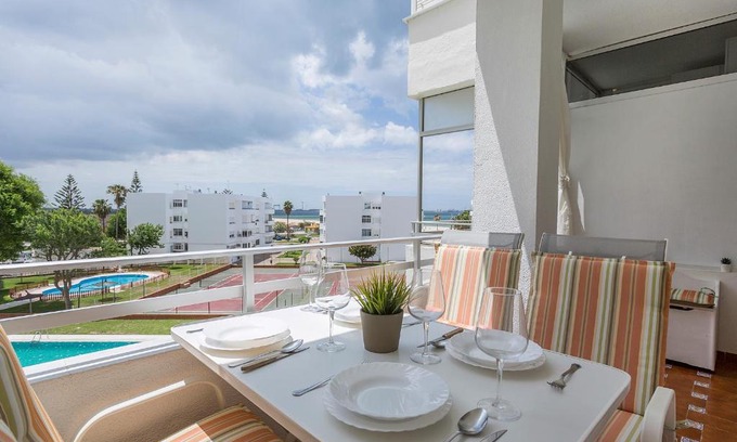 Valdelagrana Apartment | Enjoy Azvalia - Valdelagrana: Pool, Parking & Pet Friendly