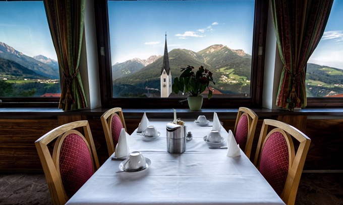 Patsch Hotel | Discover Bärenwirth: Family-Friendly & Accessible Retreat