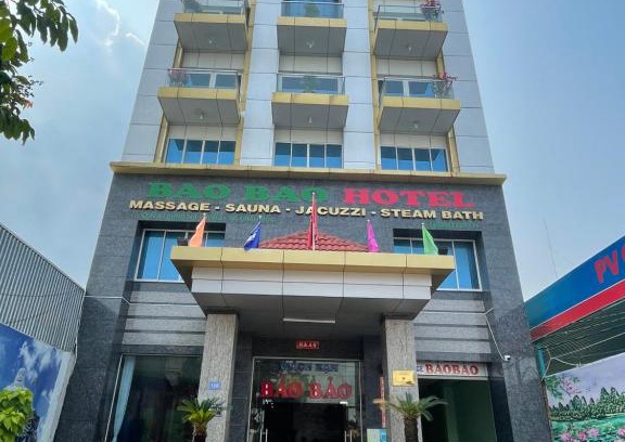 Chau Doc Hotel | Comfort at Bảo Bảo Hotel: Breakfast & Hot Tub Included
