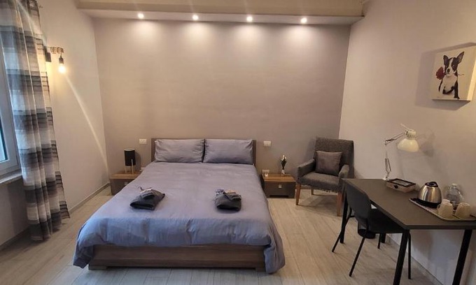 Collegno Bed & Breakfast | Pet-Friendly B and B da Magna Cichina with Breakfast Included