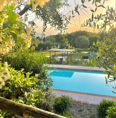 Capannori Bed & Breakfast | Discover B&B Alloro: Oceanfront Getaway with Pool Access