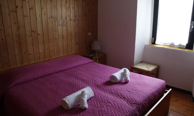 Ranzo Bed & Breakfast | Cozy B&B Amico: Pet and Child Friendly Getaway