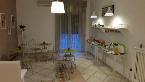 Capodimonte Bed & Breakfast | Guest Rated 10/10 at B&B Aminei Metrò - Family Friendly Stay