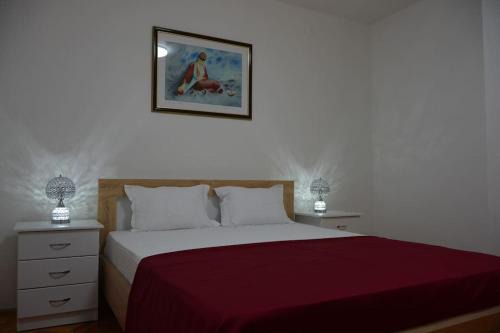 Virpazar Apartment | Exceptional B&B Ana: Child-Friendly Stay with Top Ratings