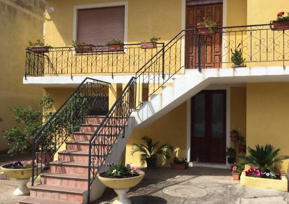 Piscinas Bed & Breakfast | Cozy B&B ANNA with Breakfast and Hot Tub - Rated 9/10!