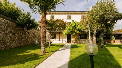 Marcernigo Bed & Breakfast | Pet-Friendly Retreat at B&B Antico Borgo Marcemigo