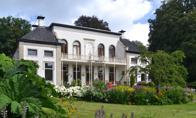 Dedemsvaart Bed & Breakfast | Guest Rated 10/10: Enjoy Breakfast at B&B Arrierend