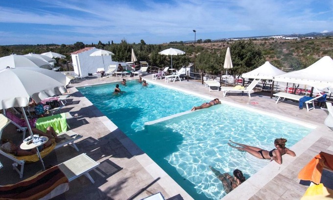 Usini Bed & Breakfast | Relaxing Retreat at B&B Badde Cubas with Pool & Breakfast