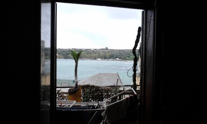 Brucoli House | Comfortable B&B Baia di Brucoli Centro with Breakfast & Family Rooms