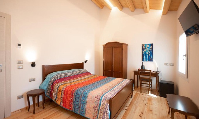 Chioggia Bed & Breakfast | Discover Comfort at B&B Basta Bussare with Top Amenities