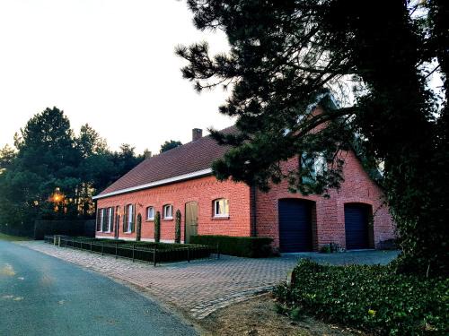 Hoogstraten Bed & Breakfast | Top-Rated B&B Bergenhof: Family-Friendly & Accessible Stay