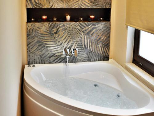 Mascalucia Bed & Breakfast | Visit B&B Betulla dell'Etna: Oceanfront Getaway Awaits
