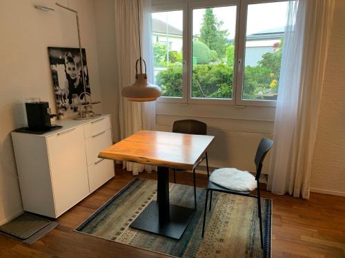 Brugg Bed & Breakfast | Relax at B&B Biel-Brügg with Ocean View and Breakfast