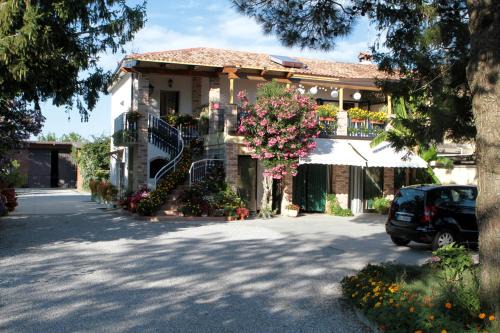 Fossalon Bed & Breakfast | Family-Friendly Stay at B&B Bigolin Cristina - 9/10 Rated