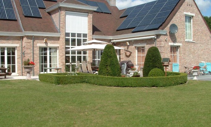 Hasselt Bed & Breakfast | Top-Rated B&B Bij Lieve en Jos with Pool and Breakfast