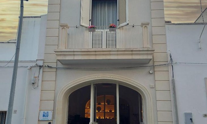 San Foca Bed & Breakfast | Relax at B&B Blu with Ocean Views and Breakfast Included
