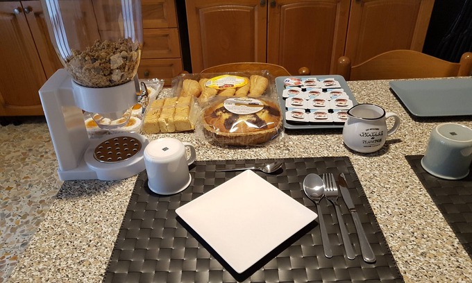 Pistoia House | Cozy B&B Buscemi: Guest Rated 8.8 with Family Amenities