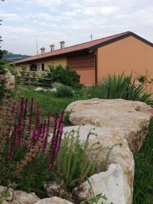 Nord-Est Bed & Breakfast | Top-Rated B&B Cà Montemezzano with Hot Tub & Breakfast