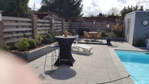 Eijsden Bed & Breakfast | Relax at B&B Carpe Diem - 4-Star with Pool & Breakfast