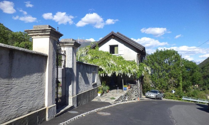 Intragna Bed & Breakfast | Beachfront B&B Casa Codega - Guest Rated 8.8/10