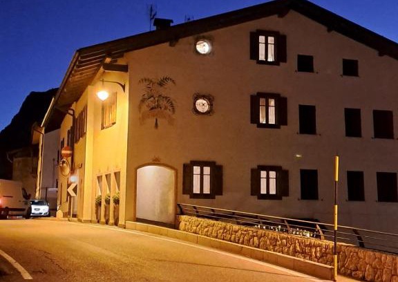 Fai della Paganella Bed & Breakfast | Cozy Getaway at B&B Casa Fiorita - Pet Friendly & Breakfast Included