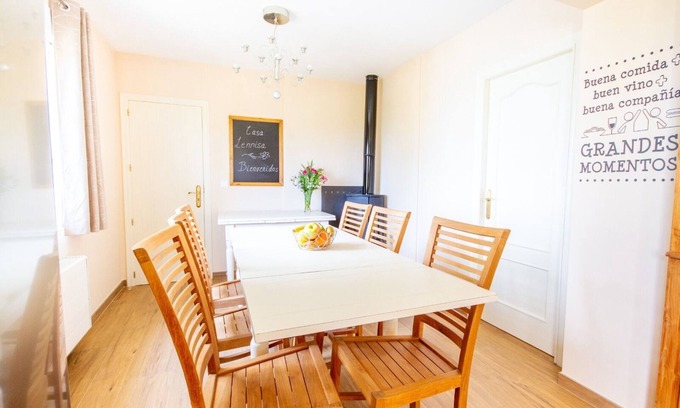 La Vall de Laguar Apartment | Explore B&B Casa Lennisa with Pool and Spa Amenities