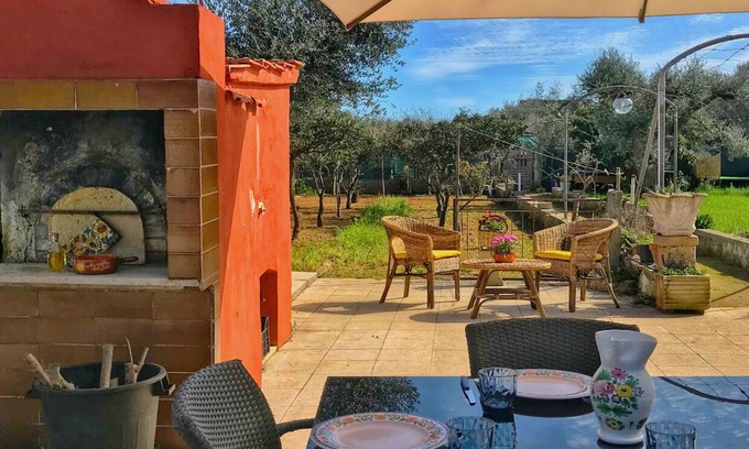 Arnesano Bed & Breakfast | Top-Rated B&B Casa te la Bradamante with Pool & Breakfast