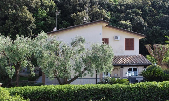 San Felice Circeo Bed & Breakfast | Cozy B&B Cavalieri: Pet and Child Friendly Retreat